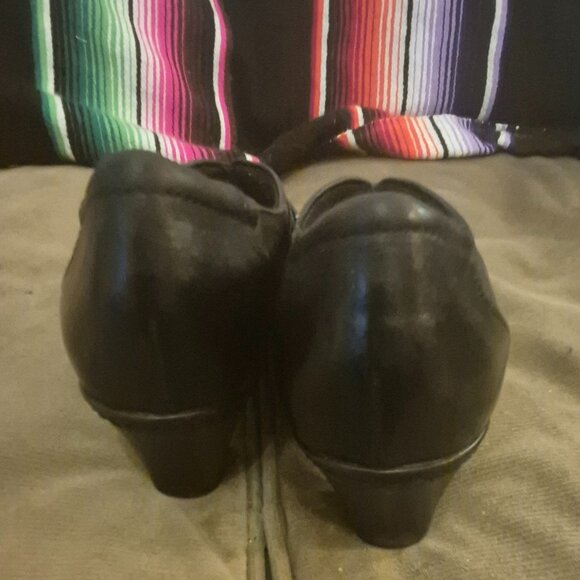 Cobb Hill New Balance Stacy black chunky heel sz9N leather upper twist detail - Picture 4 of 6